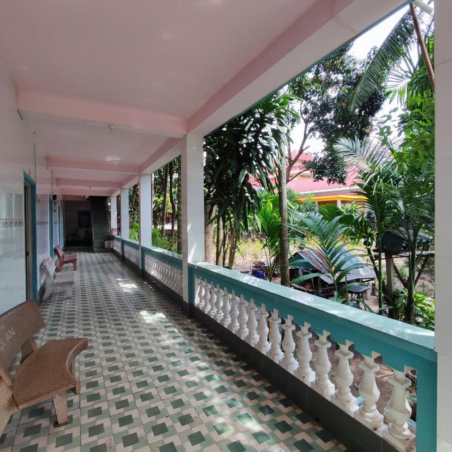 Khach San 20 Hotel Chau Doc Exterior photo