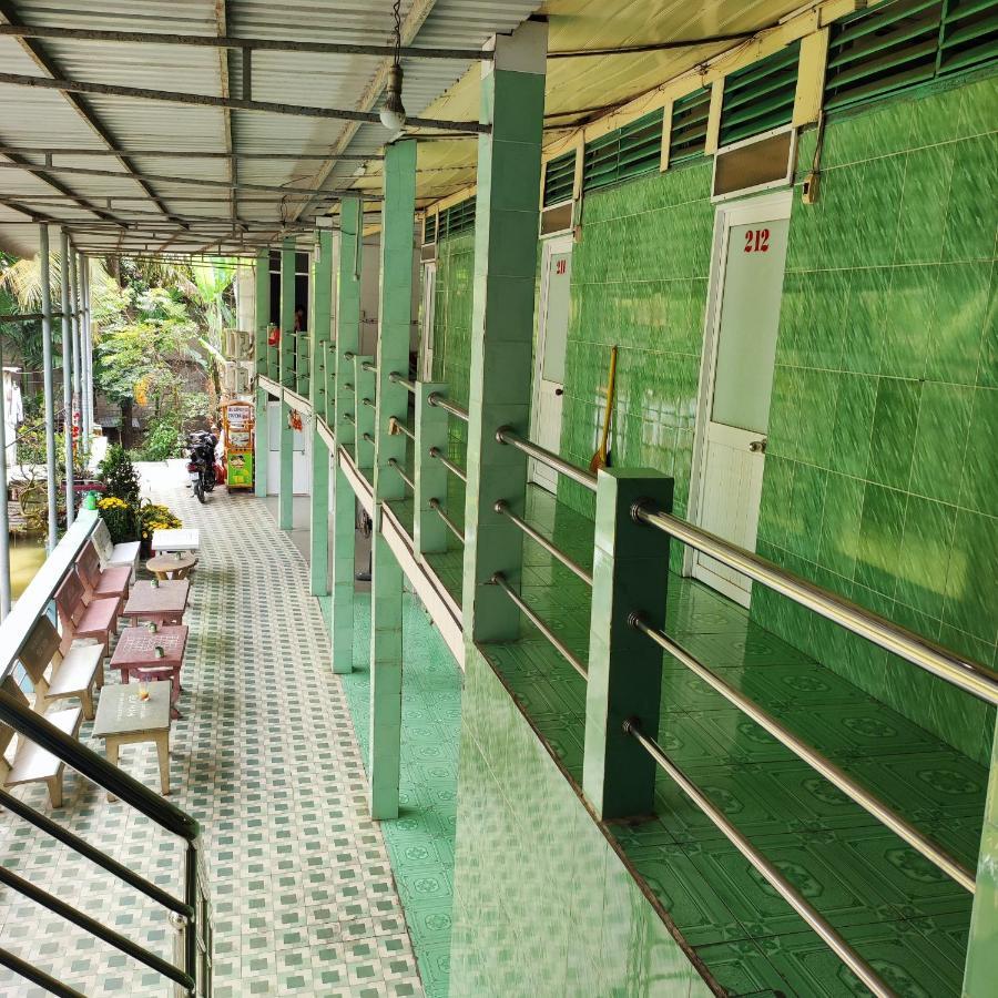 Khach San 20 Hotel Chau Doc Exterior photo